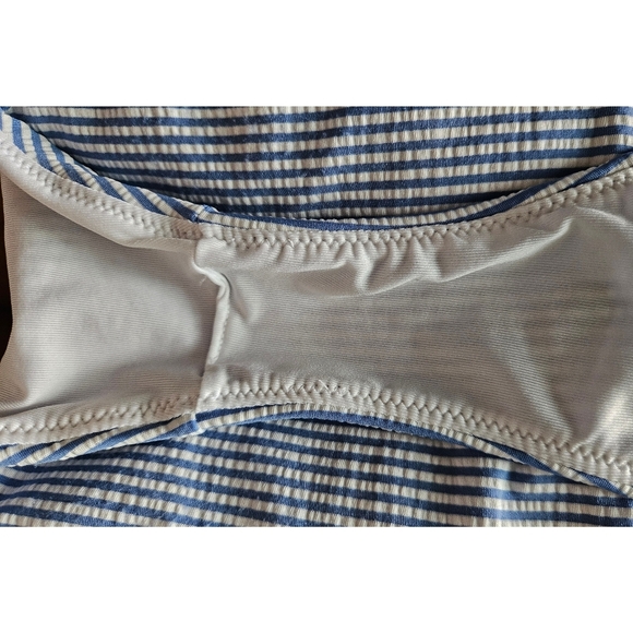 FREE WHEN ADDED TO BUNDLE  NWOT J.Crew hipster seersucker bikini bottom - Picture 9 of 9